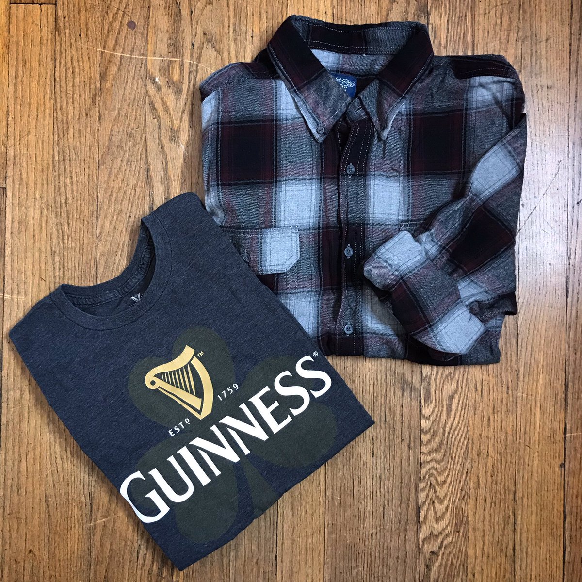 Weather like this calls for comfy tees and flannels!! Come visit our booth at <a href="/rinkgallery/">Rink Gallery</a> .
🐏
#antiquestore #boutique #okcboutique #hipster #hip #fashion #blacksheep #okcoddities #okcfashion #vintagefashion #shoplocal #shoplocalokc #90sfashion #flannelweather
