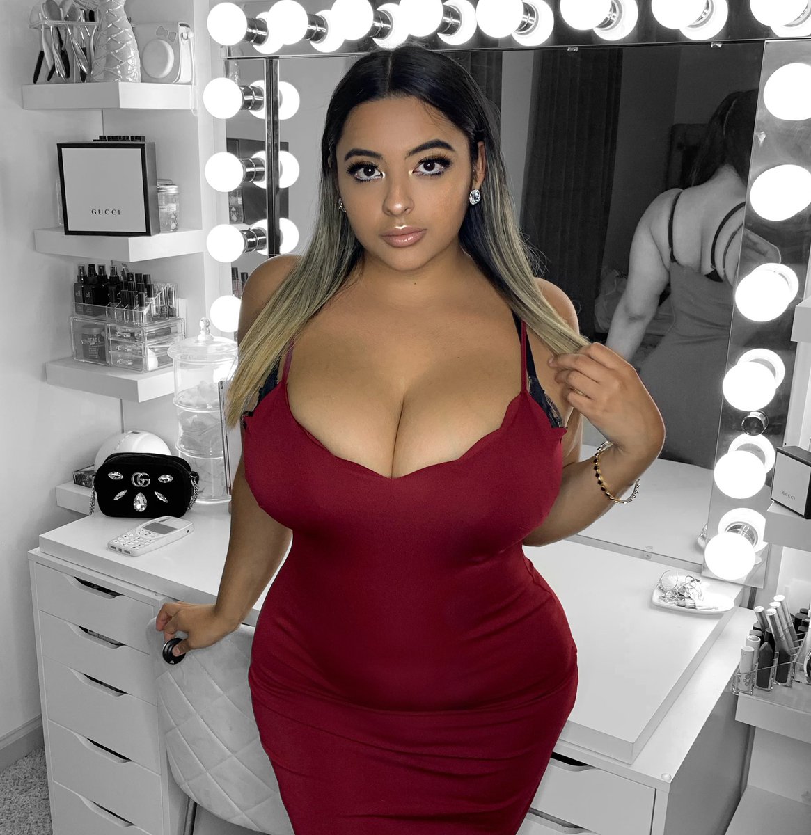 BestshowTv's tweet photo. #Curvy #Booty #trendig #trendingfashions #beauty #fashion #fashionblogger #curvlive #bestshow_tv https://t.co/QaqPHcqG34