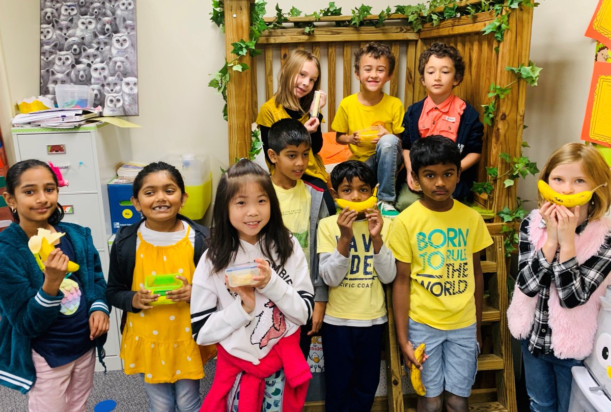 RnSherbert's tweet image. Day 2 of PACK Week, pack YELLOW!
#packweek
#schoolnurse