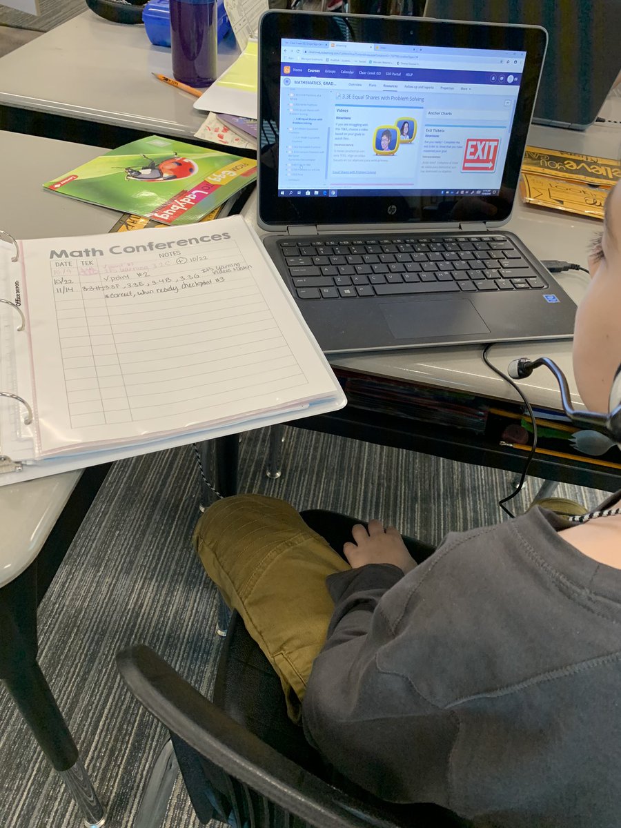 MsPinter2nd's tweet photo. 3rd graders are working hard on meeting their personalized math goals by choosing their path for learning on It’s Learning. @LCE_Mustangs https://t.co/6OpFCdppaU