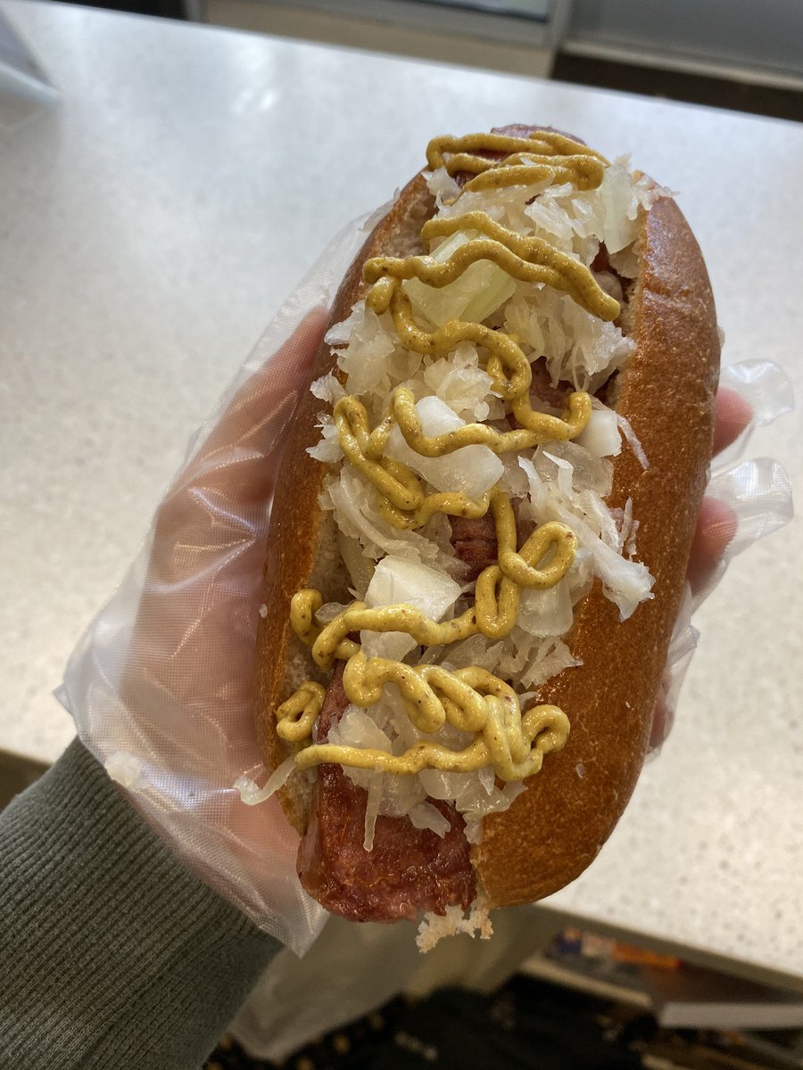 LionDogEwing's tweet photo. classic polish kielbasa sandwich. Lion Dog open for lunch and dinner! #liondogewing #kielbasa https://t.co/lwOcPwLPdk