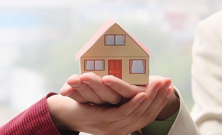 Konut Kredisinde En Uygun Bankalar!#kredi #salı #konut #emlak https://www.emlakgundemi.com.tr/finans-ekonomi/konut-kredisinde-firsat-donemi-faizler-yuzde-1-in-altina-dustu-h9525.html …