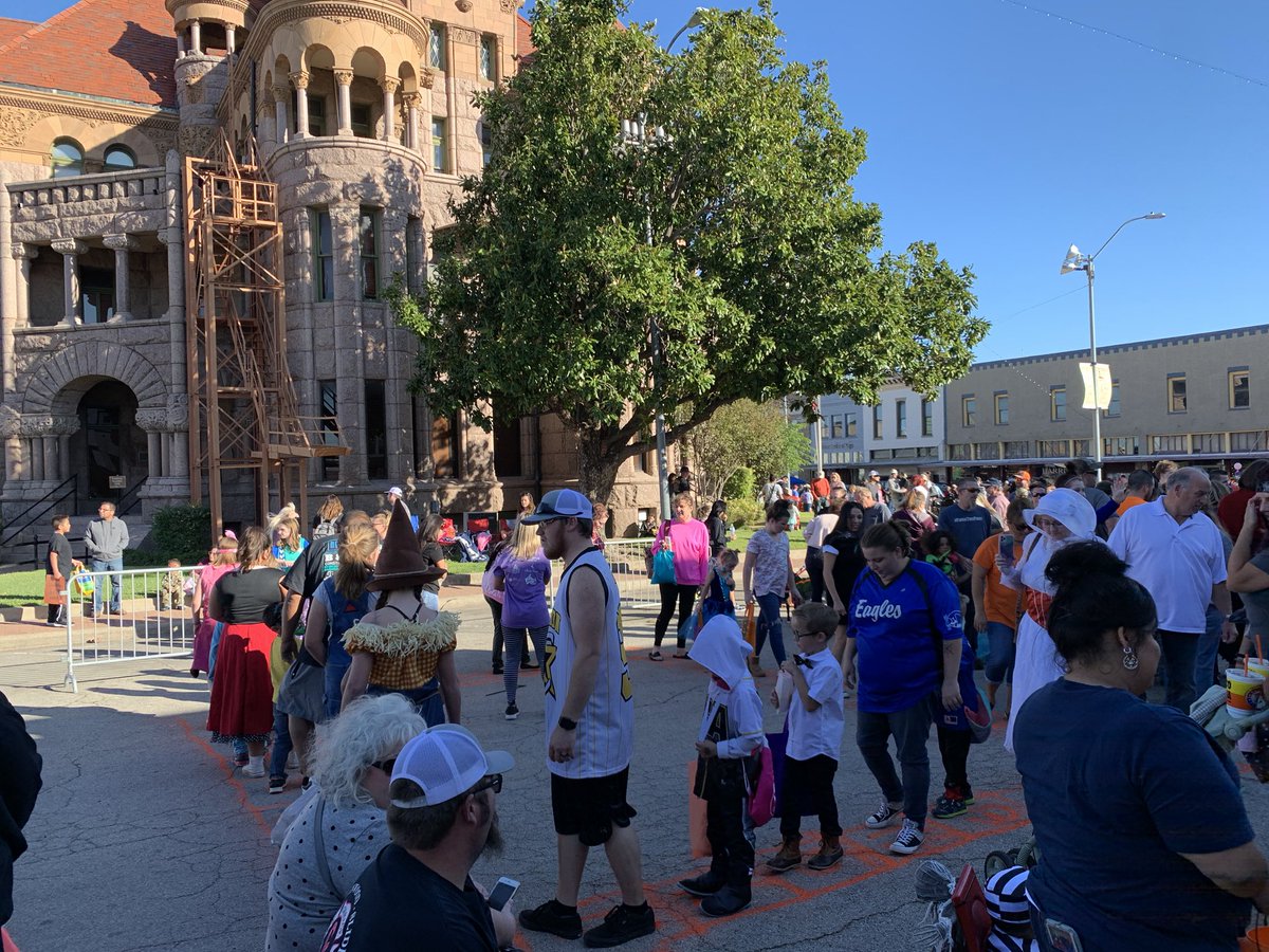 DecaturKeep's tweet image. Boo Bash was a huge success for the city &amp;amp; our first event to sell our t-shirts!!