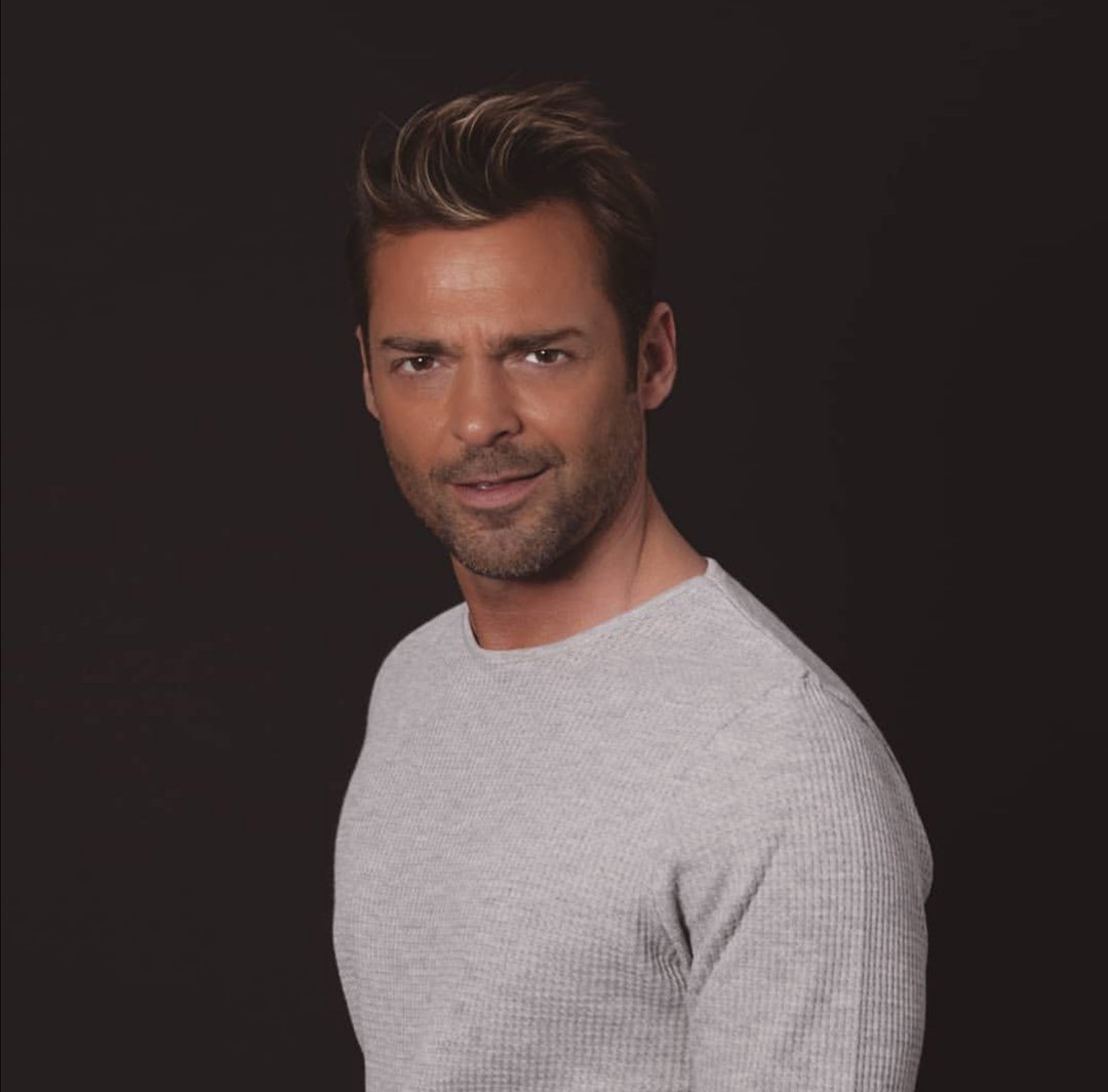 “La lealtad no se puede imponer nunca por la fuerza, por el miedo, por la inseguridad o por la intimidación. Es una elección que sólo los espíritus fuertes tienen el coraje de hacer.” #BuhoComoTú
#GHVIP19N #graciasespaña
VIP ANTONIO DAVID 27050 🦉 

@diniogarcia <a href="/AlmarzaErick/">Erick Almans</a>