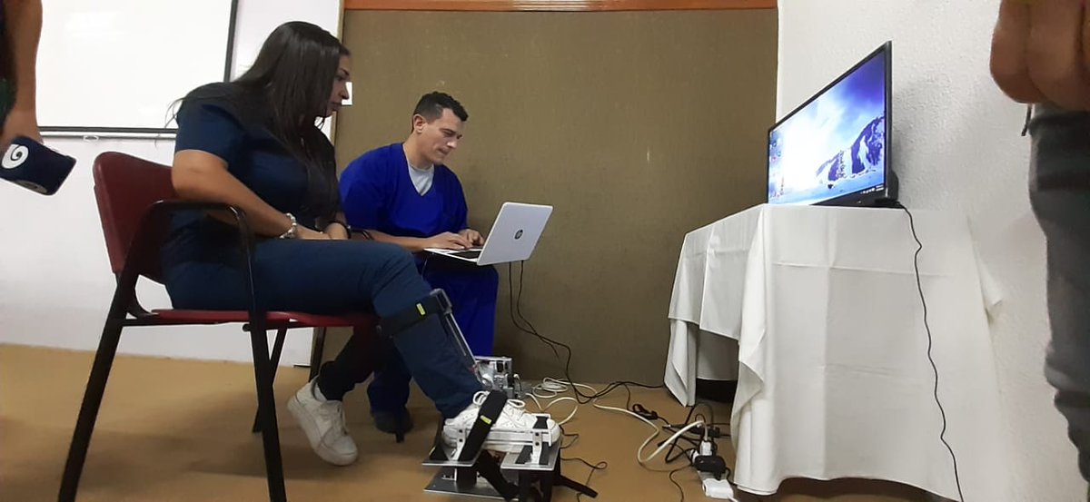 CADIMESALUD's tweet photo. #IBERDISCAP2019 

El Ingeniero Rafael Kohanoff  @INTIargentina en el Curso de Exoesqueletos.

Informes e inscripción en https://t.co/xZEtrYDKKs

#rehabilitacion #discapacidad 
#Exoesqueletos #Salud #innovacion #aitadis https://t.co/IdGvCb8VEJ