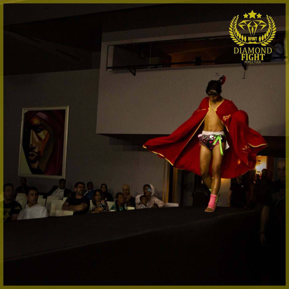 DiamondFight_WT's tweet photo. L'entrée des Artistes 👨🏽‍🎨

#muaythai #diamondfight https://t.co/8Y85BqznOO