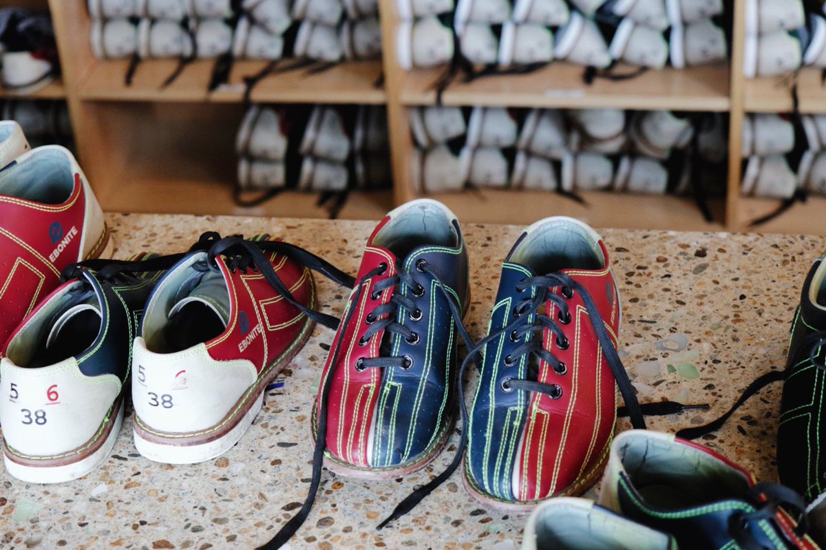 Flatbreadbright's tweet photo. The thing about bowling is that rain or shine, it’s always a good time!  #bowlbrighton https://t.co/5xtoVvdYRs