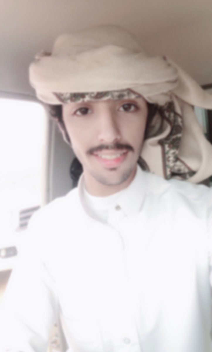 ياوقت ماتلقى علينا عذاريب 
" انا رفيقي ، ، لو تردا مدحته "

#اكسبلور
#كومنت
#سناب