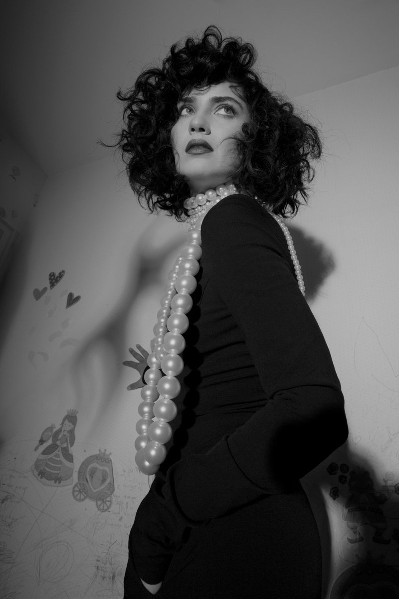 thebustun1's tweet photo. PIECE OF ART 😍 #TubaBüyüküstün https://t.co/MeodjDDyIz