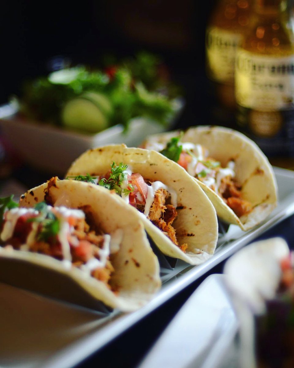 It’s Taco Tuesday!
$2 Tacos and $4 Coronas, all day! 🍺 🌮 .
.
.
#pinthalifax #pintpublichouse #sizematters #eatdrinkrepeat #tacotuesday