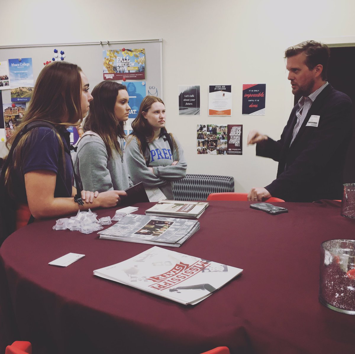 Excited to have Wade from <a href="/ShackoulsHonors/">MSU Shackouls Honors</a> join me this morning at <a href="/jacksonprep/">Jackson Preparatory School</a> 🌟 We enjoyed our visit!!