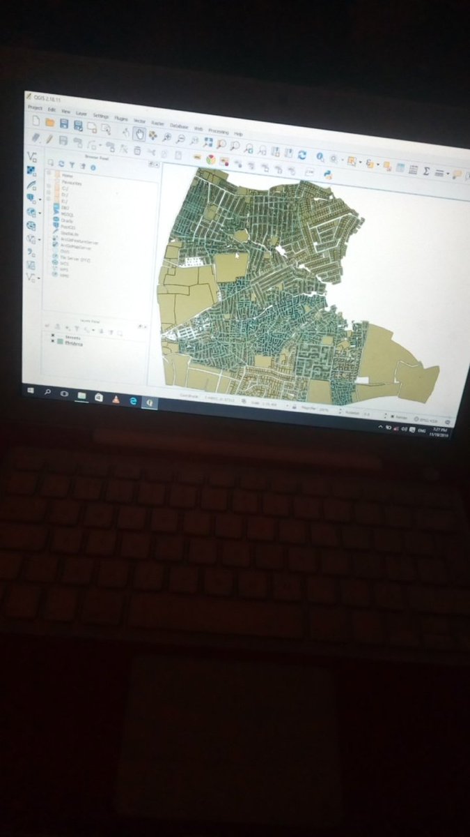 timberland360's tweet image. #QuantumGIS introduction