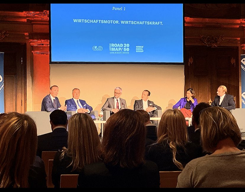 alphaz_stories's tweet photo. Expertenpanel 1: Wirtschaftsmotor. Wirtschaftskraft.
#roadmap #future #jahressymposium #mobilität #Infrastruktur @KobzaMediaGroup @svenPoe @Roadmap2050_AT @rudikobza https://t.co/FJO1jdLcDI