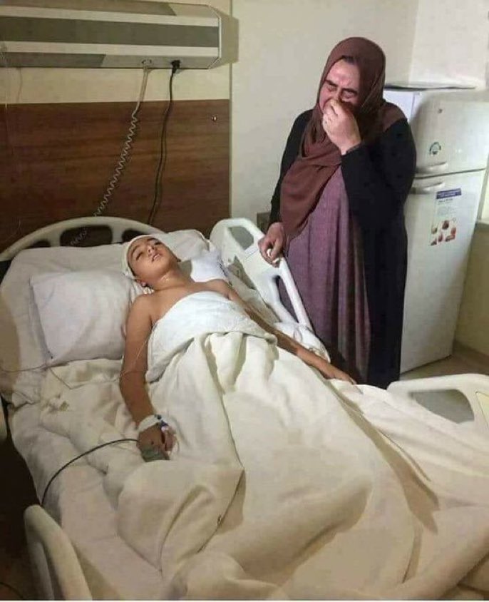 WaleedAlshmmari's tweet photo. هذه الام طلبت نشر صورة ابنها وتطلب منكم الدعوة له بالشفاء شاركو الصورة مع اصدقائكم ومتابعينكم لعلها تكون ساعة استجابة

الرتويت ببلاش تجعل غيرك يدعي https://t.co/wUbSwA6eTd