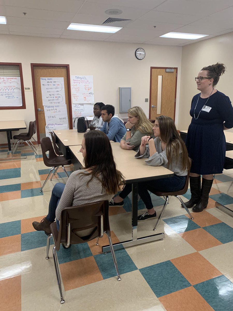 NewRiverElemen's tweet photo. Having USF Preservice teachers cone to see how we support all levels of readers makes me smile! #gratefulAP @POEKPOE https://t.co/PoluVV7nXD