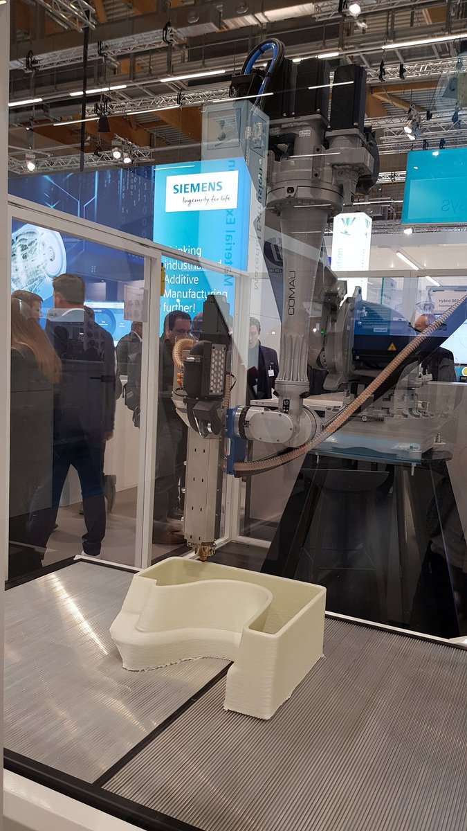 CEAD und Siemens präsentieren auf der #Formnext2019 Halle 12.1/Stand D81 mit AM Flexbot ein präzises 3D-Drucksystem für große Druckvolumina: