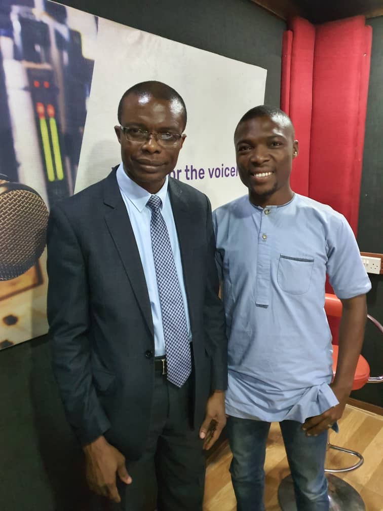 DokiToMoye's tweet photo. Today on แบธPร dรฉ Dรณkรญtร show on @noble1071fm, I featured Dr Williams Balogun, a Consultant Physician and Endocrinologist, University College Hospital, UCH Ibadan to discuss #Diabetes. It was a great time on the show today as usual.๐
#ProudlySDG3Advocate #CommunityHealthAdvocate https://t.co/5ZBjcAZSqq