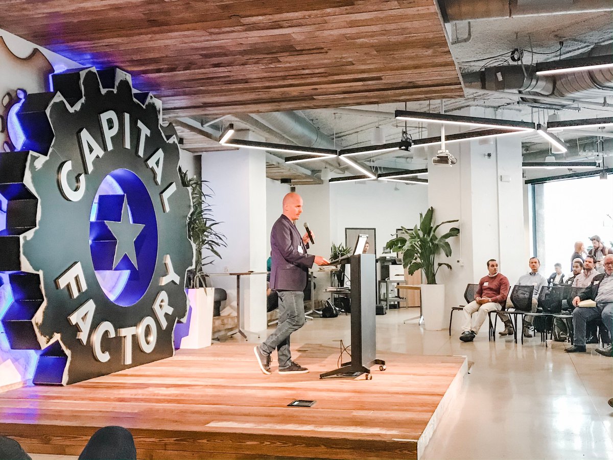 Hanging out <a href="/CapitalFactory/">Capital Factory ⚙️</a> today for the #DefenseInnovationSummit. Thanks for the fun event!