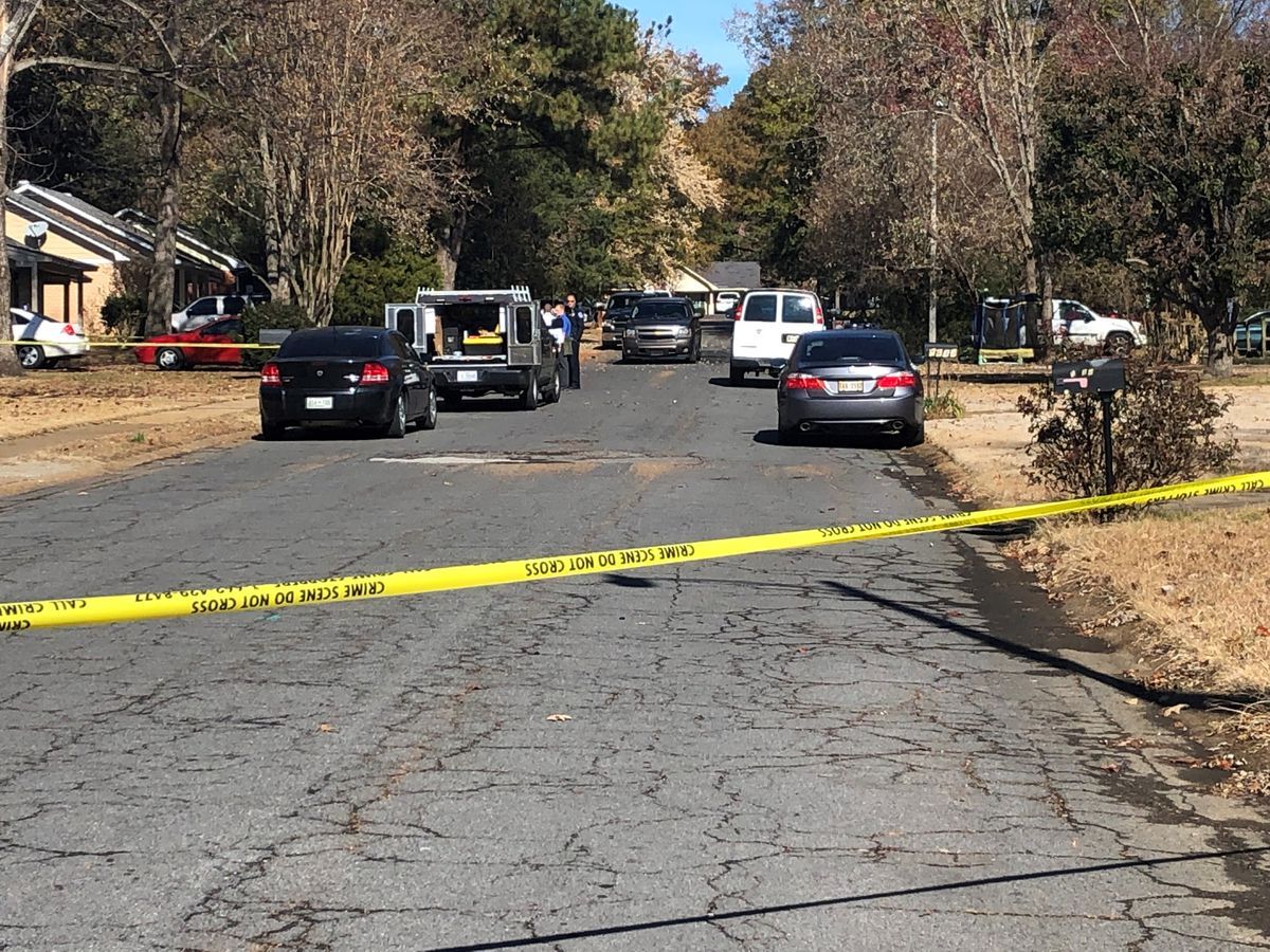 Fox40News's tweet image. UPDATE: Horn Lake police kill man who shot wife after child calls 911 for help buff.ly/2O29BGQ