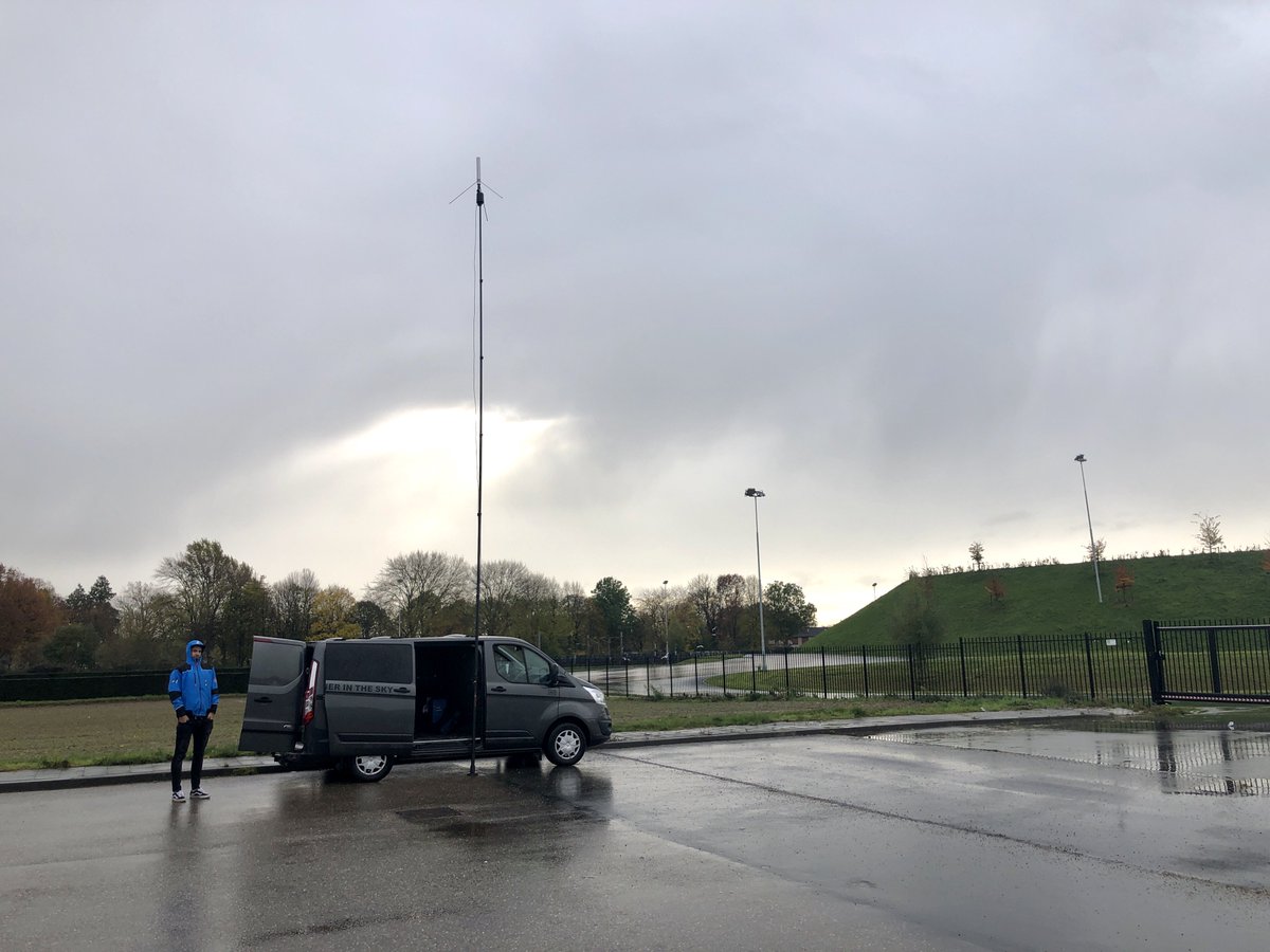 wdejager's tweet image. ‘Even’ heen en weer naar Limburg voor een droneklusje; vlakbij een vliegveld, dus met mobiele RT-installatie om de dronevlucht te coördineren met de luchtverkeersleiding. #Skytools