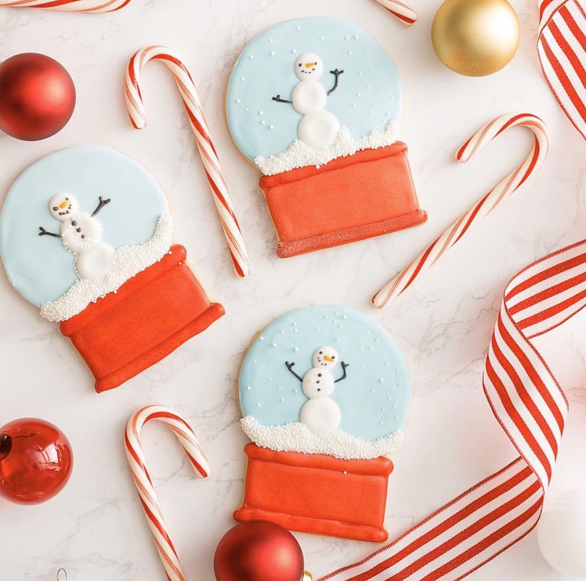 We have a cookie class available <a href="/BritandCo/">Brit + Co</a> where you can learn royal icing technique, create cookie cutters, and even receive our cookie recipe all from home. Interested?! Check out the link in our bio ❄️ ⛄️ brit.co/cookie-decorat… #cookieclass #christmascookies