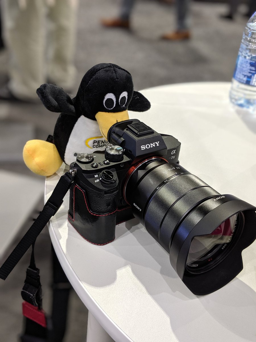 tgbt's tweet image. #HPCeverywhere penguin shoots you