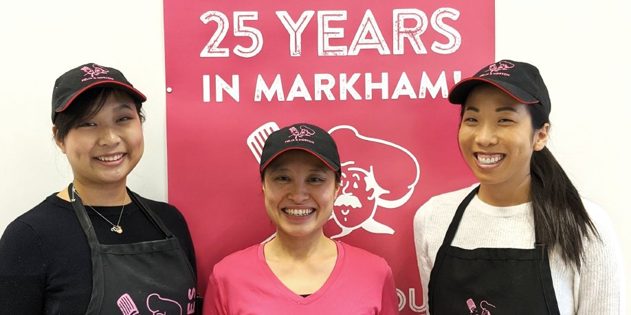 tapmango's tweet image. Becoming an entrepreneur comes with its challenges, especially for women. Today we applaud all the female entrepreneurs who risk it to get the biscuit! 🍪 Happy Women's Entrepreneurship Day! @felixandnorton #poweredbytapmango