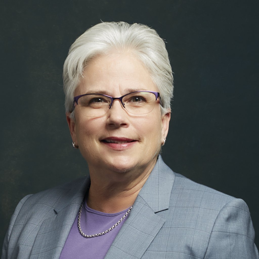 Excited to share the first post in our ongoing #WomenInRealEstate interview series featuring Linda Bolan at Columbia Property Trust! 🙌 #CREtech #PropTech 
buff.ly/333Ftis