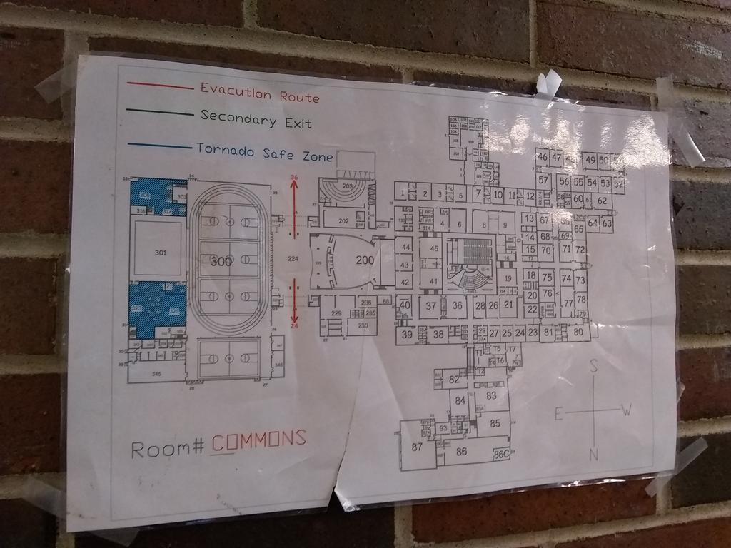 Muhamma32167771's tweet image. #ReferenceMaps are displayed all across the High School to guide the newbies around the place. For example, for a foreign exchange student like me, these maps were a big help to find my way around the school. @GeoSpeakNation #APHG