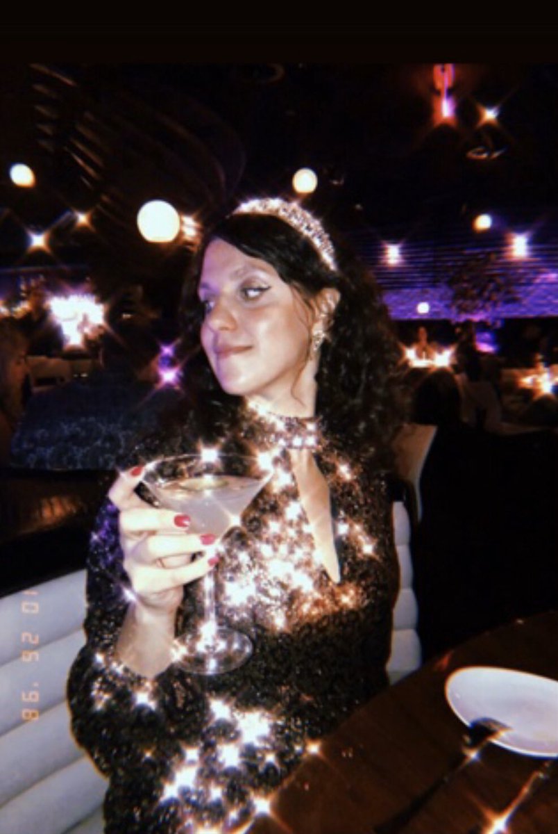 BeccaStories's tweet photo. Add a little sparkle to your week - start using @RenttheRunway! Use this code for $100 off your first two months: RTRFAM31A211
#renttherunway https://t.co/1zu4PEbqFJ