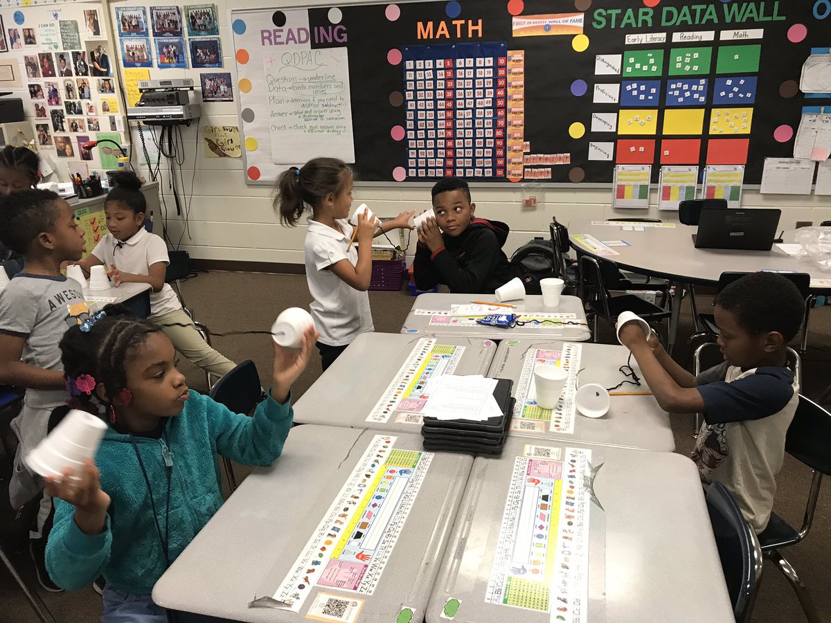 MillineTammy's tweet image. “Do you hear what I hear ?” We are using our handmade telephones to hear sound! @CJHicksElem  @RCPSScience #1stgradescientists #soundexperiments