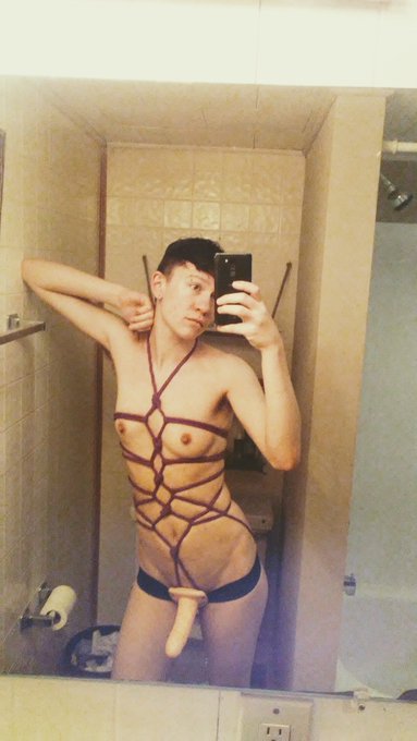 If this thing were any tighter I'd cum everywhere https://t.co/0r2wHNqs6p<a href="/tag/manyvids"class="tags"><span>#manyvids</span></a>