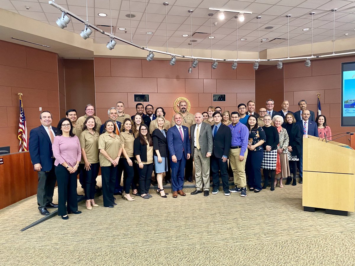 HarlingenCISD's tweet photo. Board of Trustees along with @utrgv entered into an agreement for the construction of the new Harlingen Early College High School. The innovative facility, opening in 2021, will house new classrooms where our students will earn college credit while completing high school. #HCISD https://t.co/OyRht2pvIp