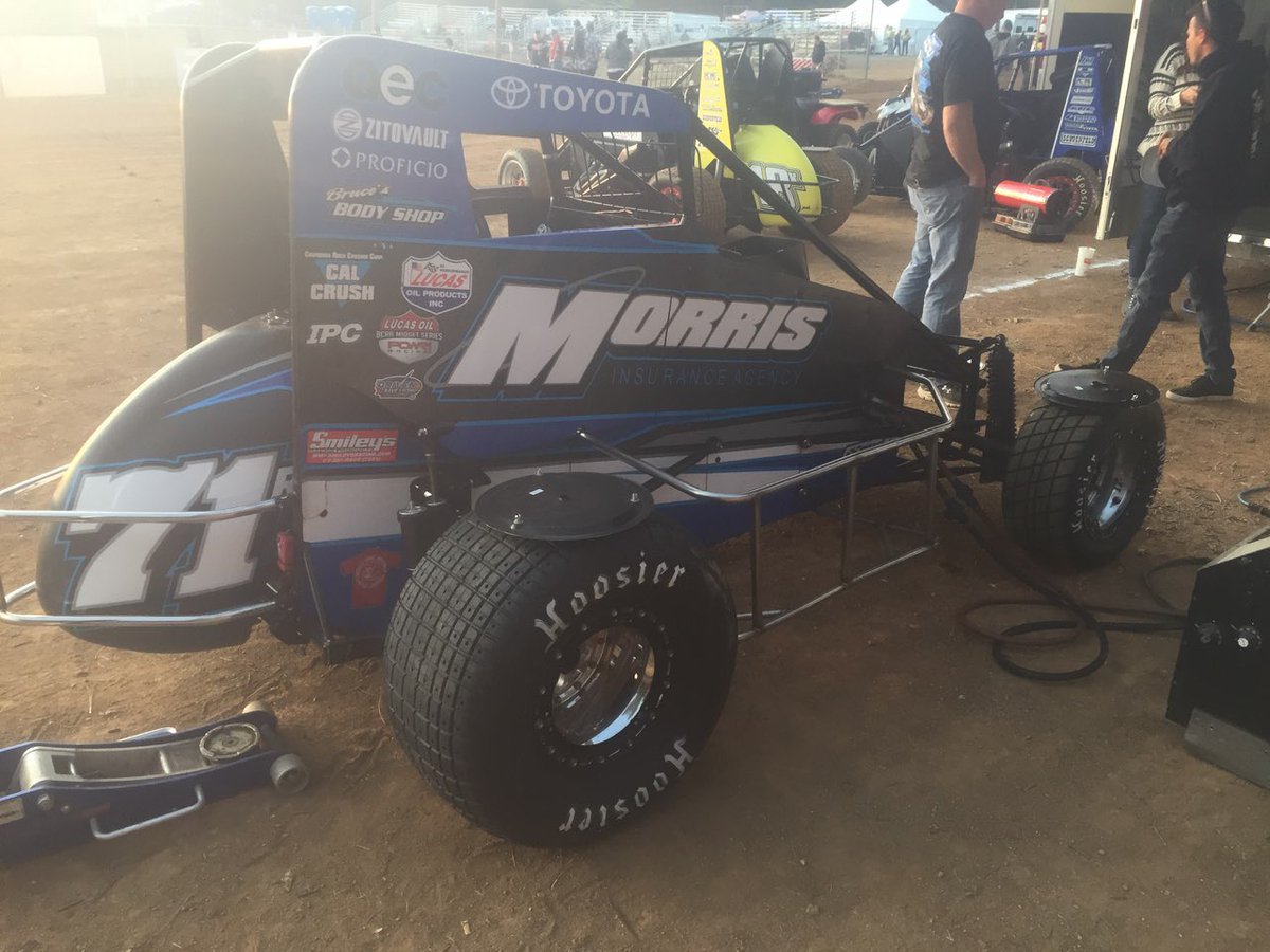 DaveDarland's tweet photo. All ready to rock and roll here at @pvillespeedway for the @hangtown100 Thank You to the entire @delmorris44 @ToyotaRacing @SpikeChassis @AdvRacingSusp team for the awesome looking #71R for 2 nights of @USACNation @NosEnergyDrink midget racing in CA 🏁 https://t.co/WRvoyQ5iCF