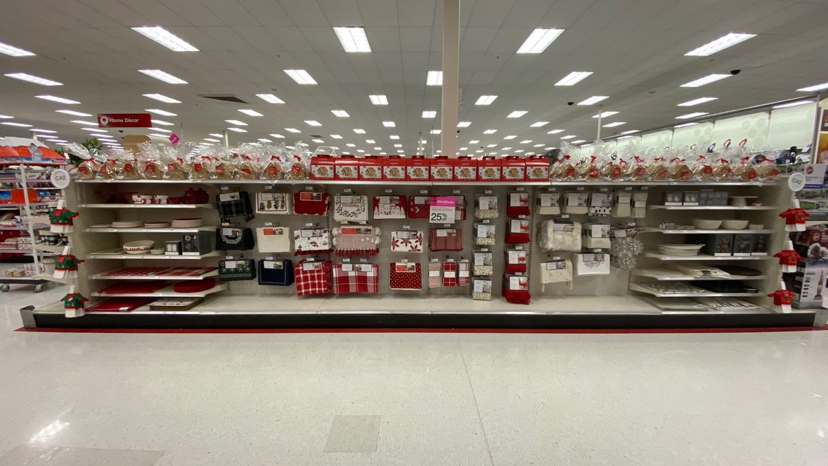 Aryn Davlin tweet media