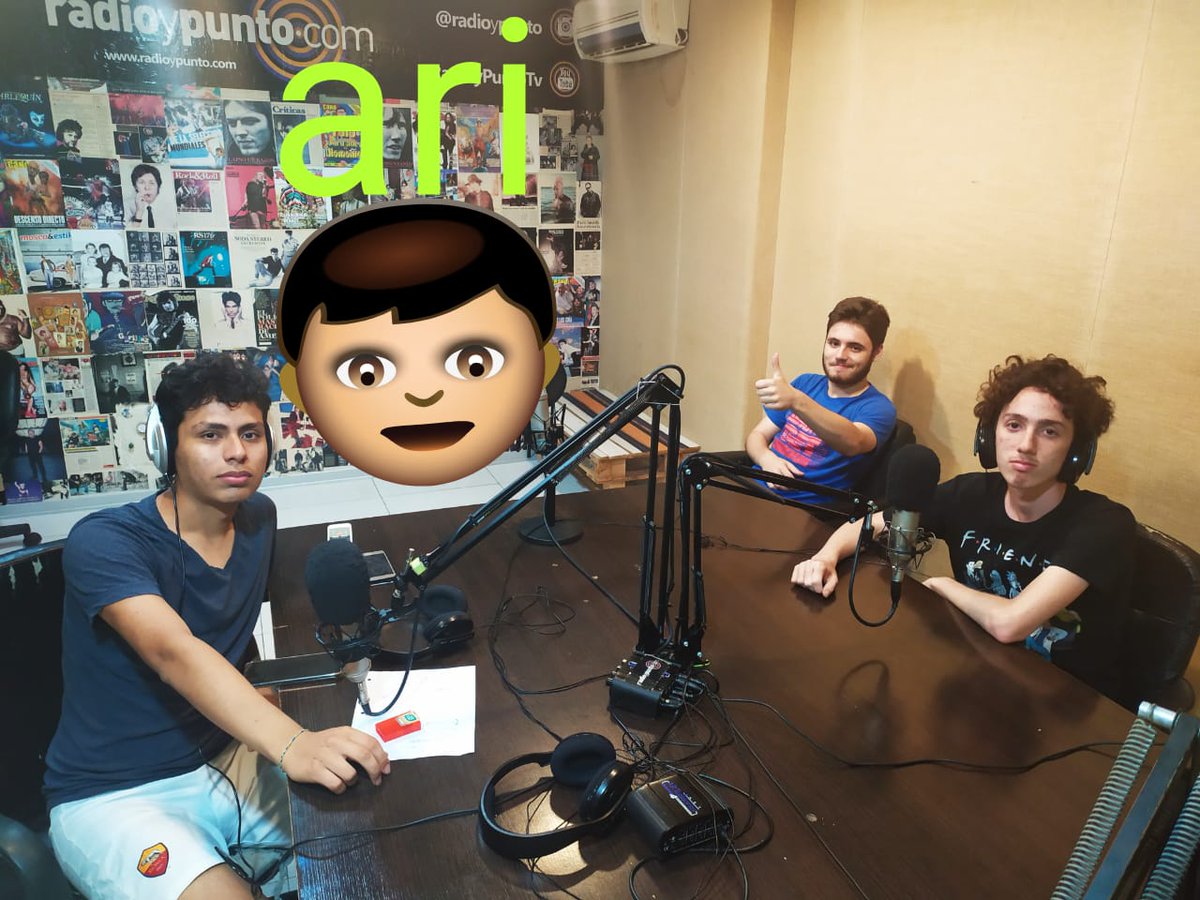 En el aireee #SNM en <a href="/RadioyPunto/">RadioyPunto</a> hasta las 19hs. @latazaok1 + @roman89244050 + @Juli_pieczanski + #Dibu @ari_ferna14. Es por acá 👉 radioypunto.com