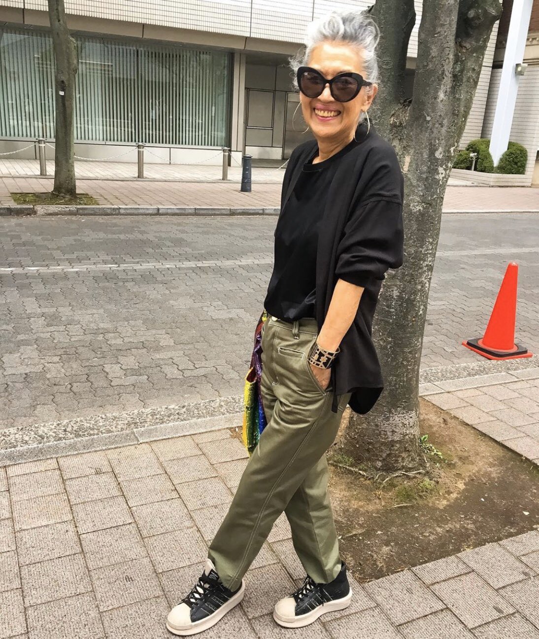 70歳のインスタグラマー 内藤朝美さん ファッション上級者素敵すぎる 話題の画像プラス 70歳のインスタグラマー 内藤朝美さん ファッション上級者素敵すぎる 話題の画像プラス