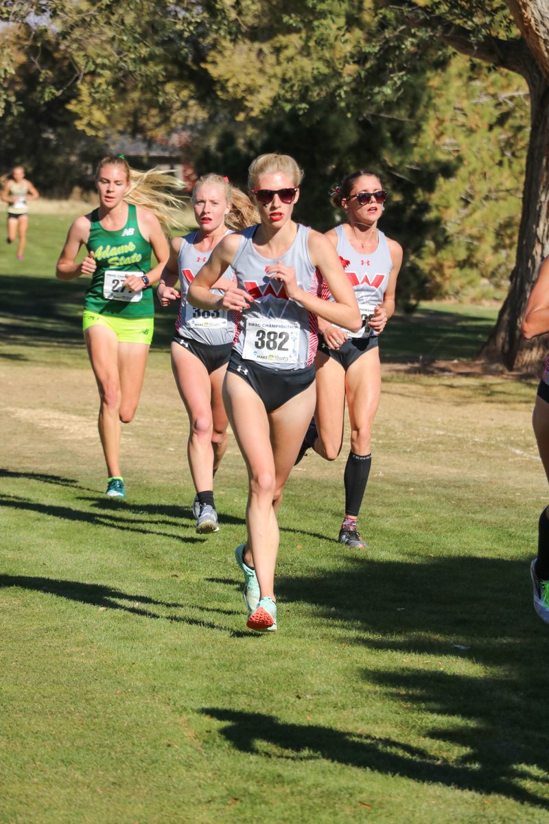 WesternColoU's tweet image. Big congratulations to the @WesternTrack men's and women's cross country teams for qualifying for the @NCAADII National Championships! They are set to compete for a National Title this weekend in Sacramento, California 👏 For live results and streaming: bit.ly/35ewqgd