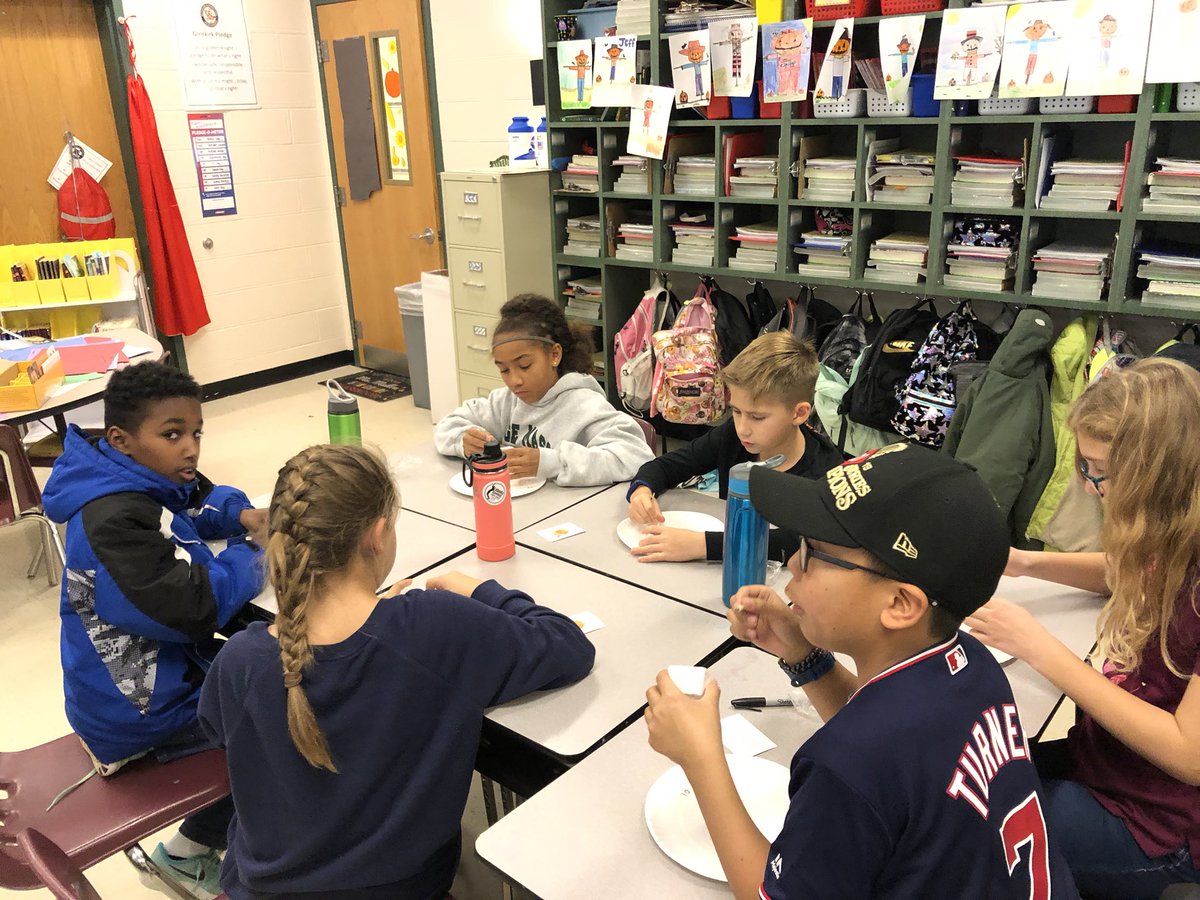 MrsMallon5's tweet image. #diggingforfossils #sciencerocks @GlenkirkES @JenTracy101