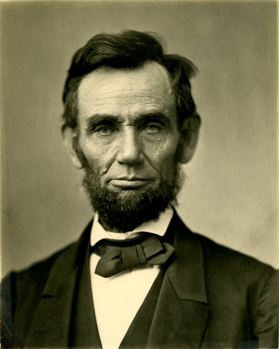 sandniggababy14's tweet photo. I’m telling my kids this Abraham Lincoln https://t.co/ip5P5LVpVJ