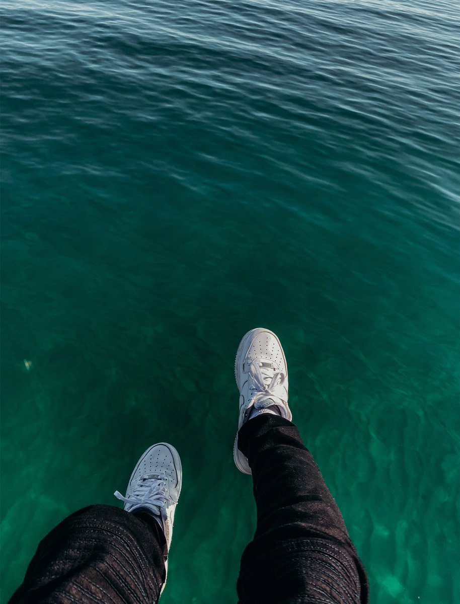 tim_cook's tweet photo. Love this look at Chicago through the eyes of students at DRW College Prep. Thank you to @100cameras for helping the next generation of photographers share their perspectives with the world. #shotoniPhone https://t.co/7iJUEtMWTj https://t.co/GOc1RGQwAx