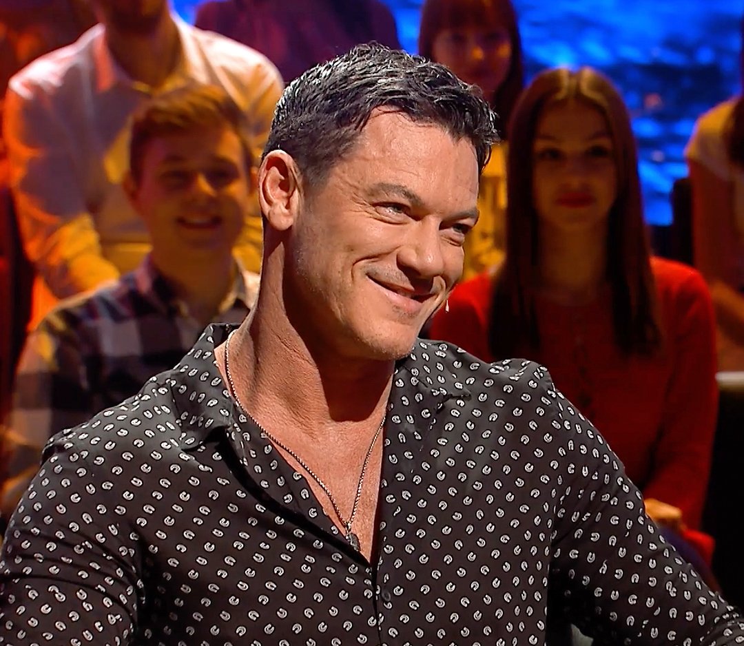 Luke Evans Fan🌹Sarah on Twitter "Some screen captures of Luke on the