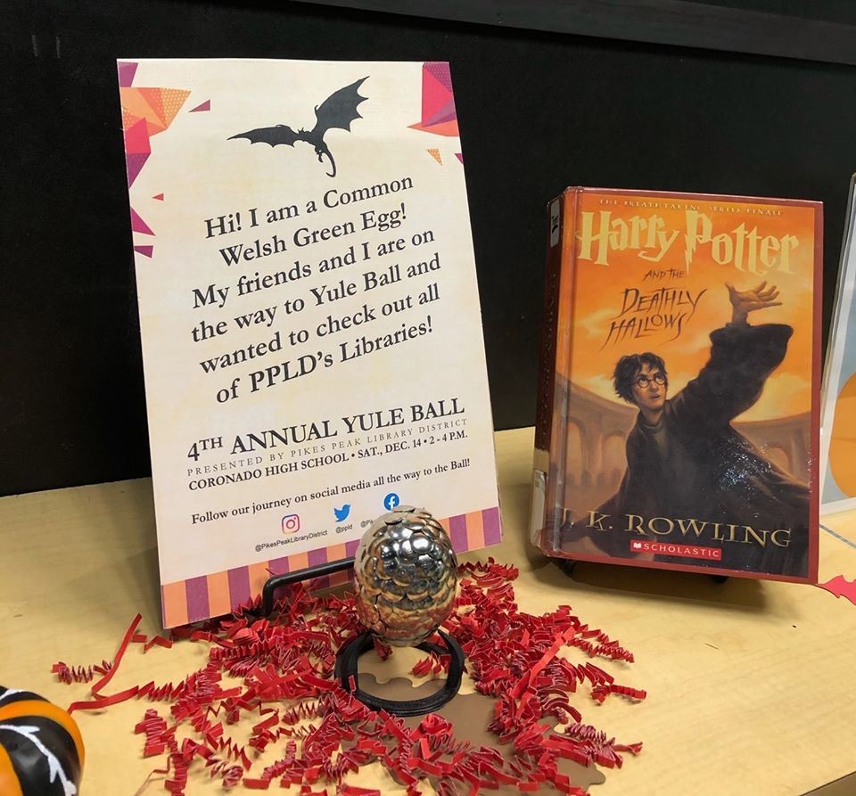 ppld's tweet photo. Common Welsh Green Dragon Egg at #EastLibrary!
Follow all 4 dragon eggs to Yule Ball! https://t.co/uQTD2ugbyB https://t.co/ZUCvy975Uo