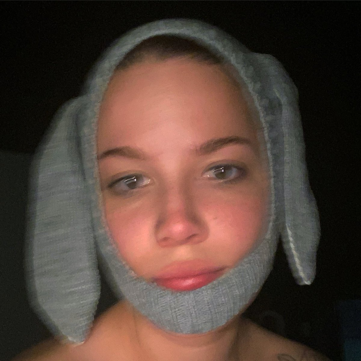 halsey's tweet photo. i bought this hat on amazon and i didn’t realize it wasn’t for grown ups. https://t.co/ByglS08rPR
