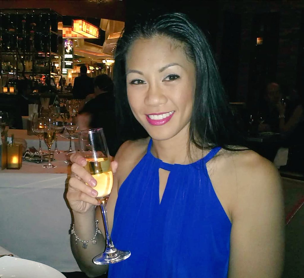 I’ll be making some KO drinks for a good cause🍸🥊 #SanFrancisco
Join me &amp; <a href="/liammayclem/">Liam Mayclem🌈</a> to support <a href="/afoyle3131/">Adonal Foyle</a>'s amazing foundation @klfkids 

Come for cocktails &amp; fun at: 
Noe’s Cantina 🥳
1199 Church Street, SF
8pm Nov. 21 Thurs

#NOESCANTINA #cocktailsforacause