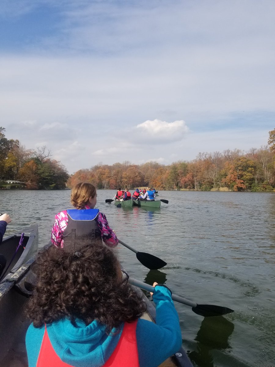 mauro_science's tweet photo. We had a beautiful day at the Chesapeake Bay Foundation's Phillip Merrill Center! Students enjoyed seining and canoeing. Analyzing our relationship with the environment! #AACPSAwesome @PositivelyLMS https://t.co/Pym9iXExIh
