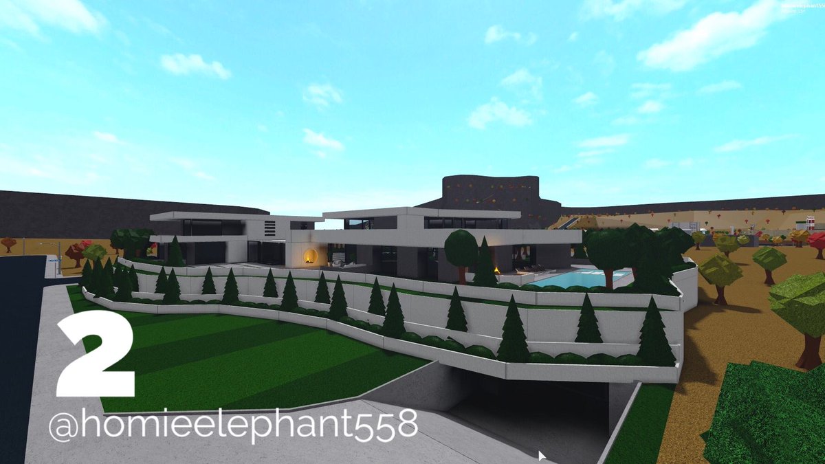 Luxury Modern Mansion In Bloxburg