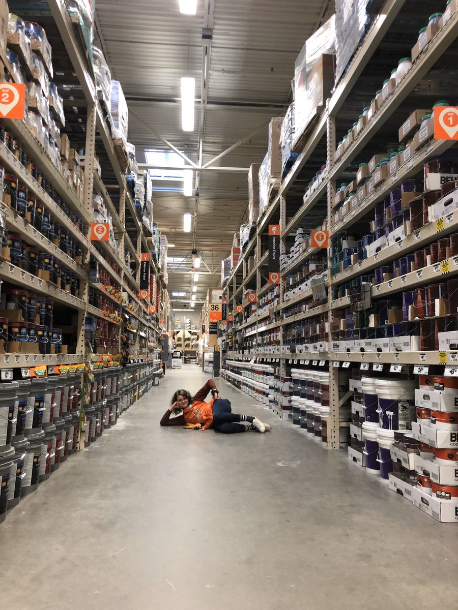 paintslinger247's tweet photo. Another day, another perfect bay (or whole aisle ¯\_(ツ)_/¯) big thanks to @ChrisBergHD and @Brad_Peebles for stopping by our little store ❤️ Go 6861! @britanya_smith @brett_whitaker @jtpowellhd love you guys! https://t.co/VTzJB1a0Dl