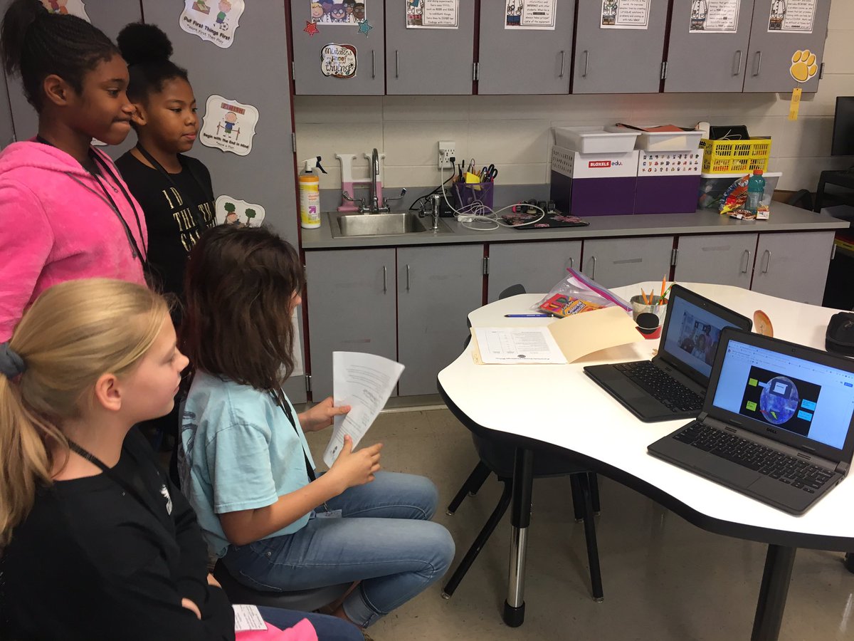 jsharbin1's tweet photo. @BBCMES 5th graders are using @Flipgrid to discuss their hypotheses and to provide feedback to each other about their parachute designs. #TheLightbulbLab #BBCESSTEAM @BrandiBmcdaniel @TCBOE https://t.co/Hw4hwo5IaT