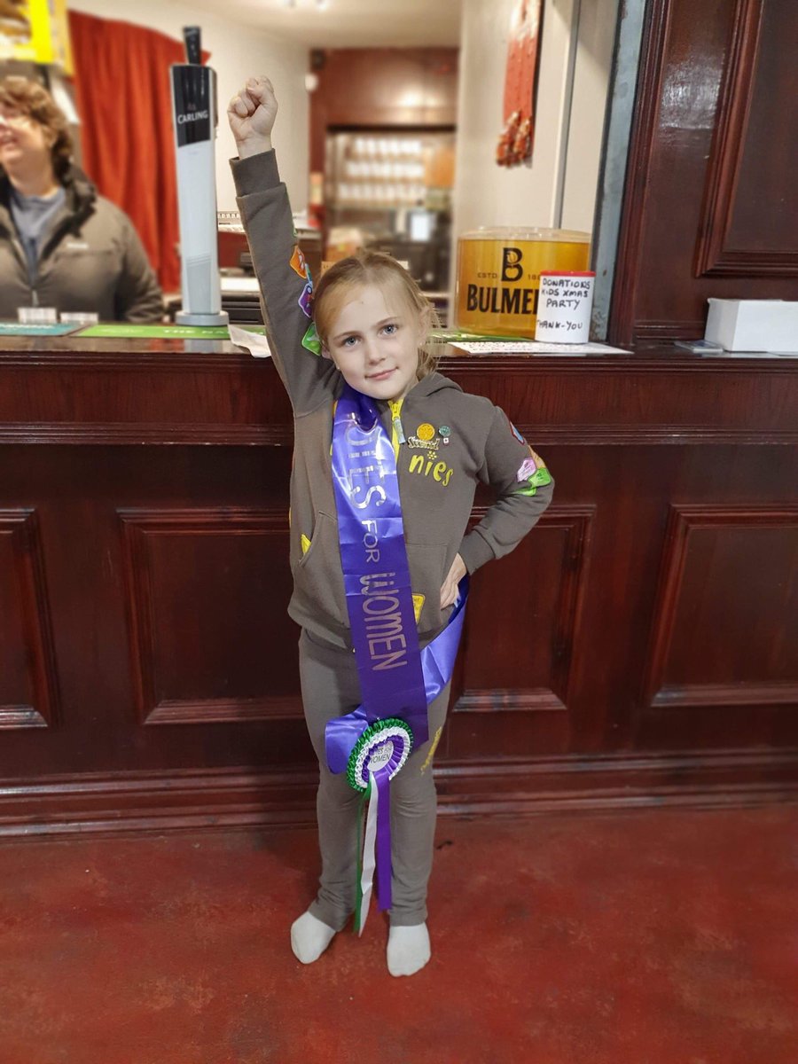 120th Rainbows &amp; Brownies took part in Parliament Week and had a visit from our previous mayor, councillor Gwen Lowe. The Rainbows voted on whether boys can join (it was a no!!) &amp; Brownies voted on 4 different policies. Two won so they’d like to go litter picking at Bradley Wood!